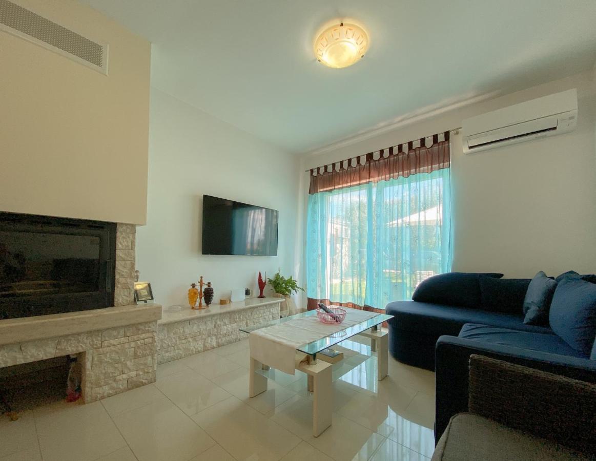 Gardenia Three Apartment Novigrad (Istria)